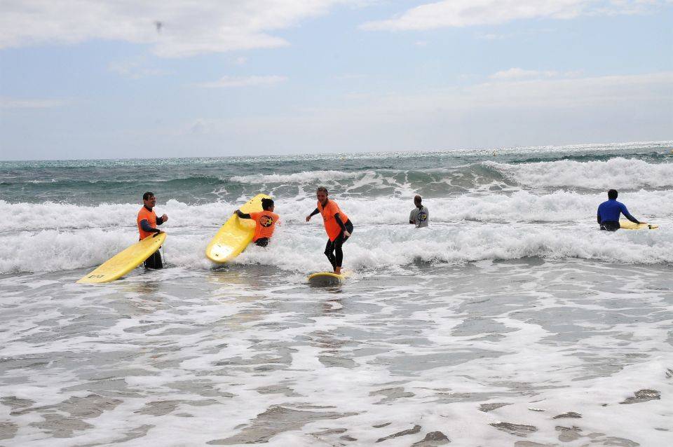 Learn to Surf Lessons