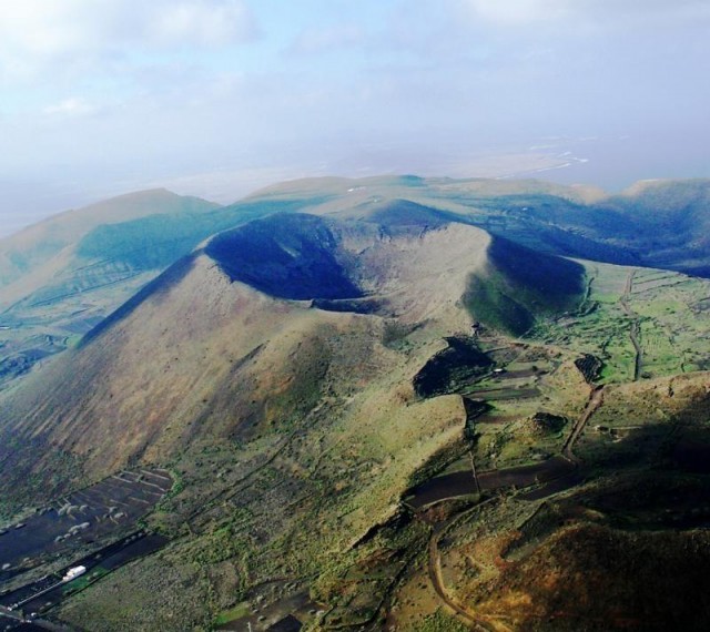 Lanzarote Volcano and Wine Region Tour